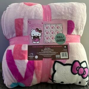 BRAND NEW Hello Kitty Valentine’s Day Blanket